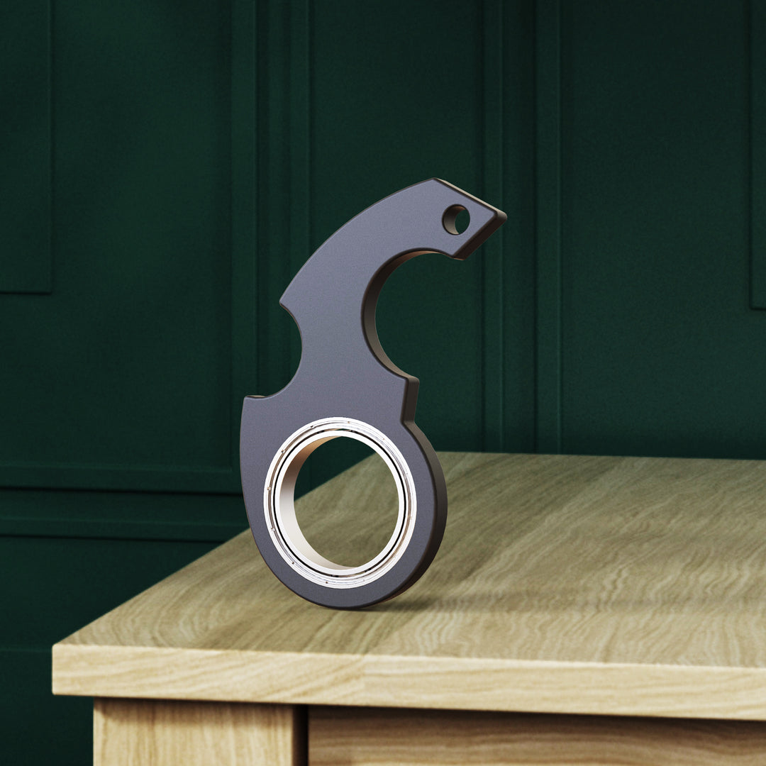 Fidget spinner keyring on set of keys