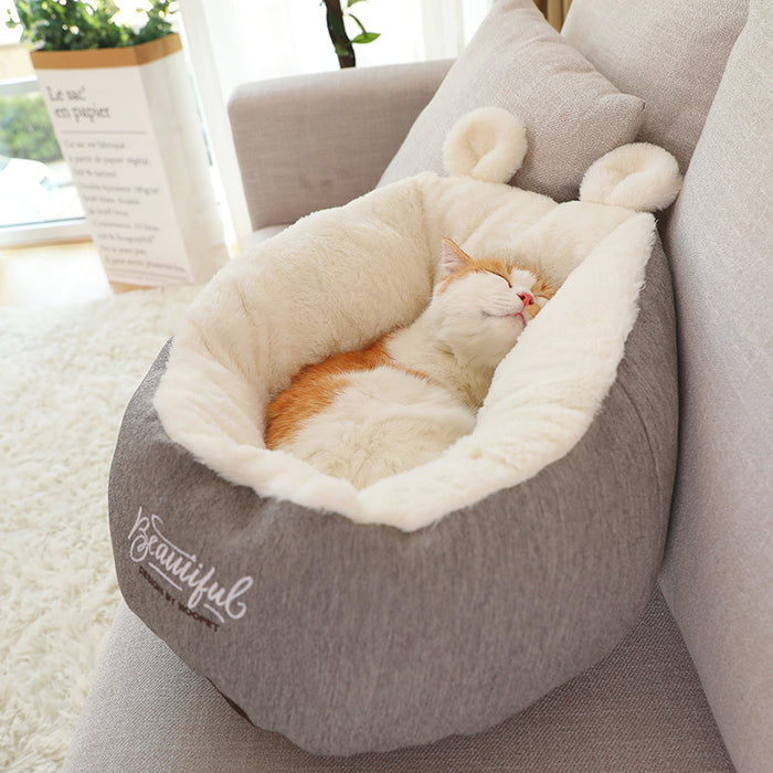 Havenholt Cosy plush pet bed with bear ears for cats and small dogs