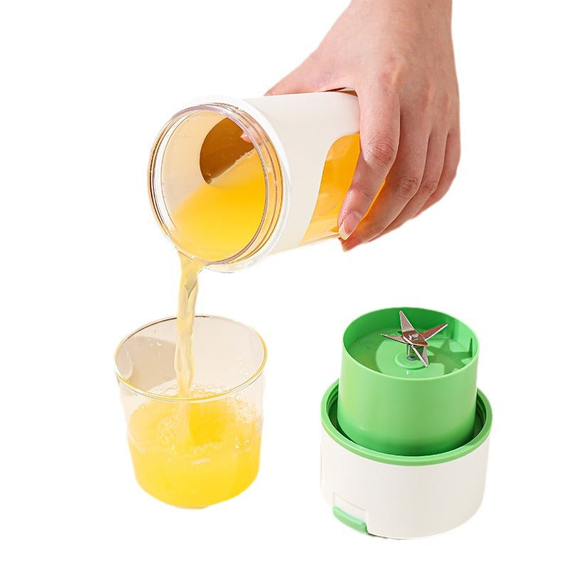 Portable USB Electric Juicer Blender, Rechargeable Wireless Mixer