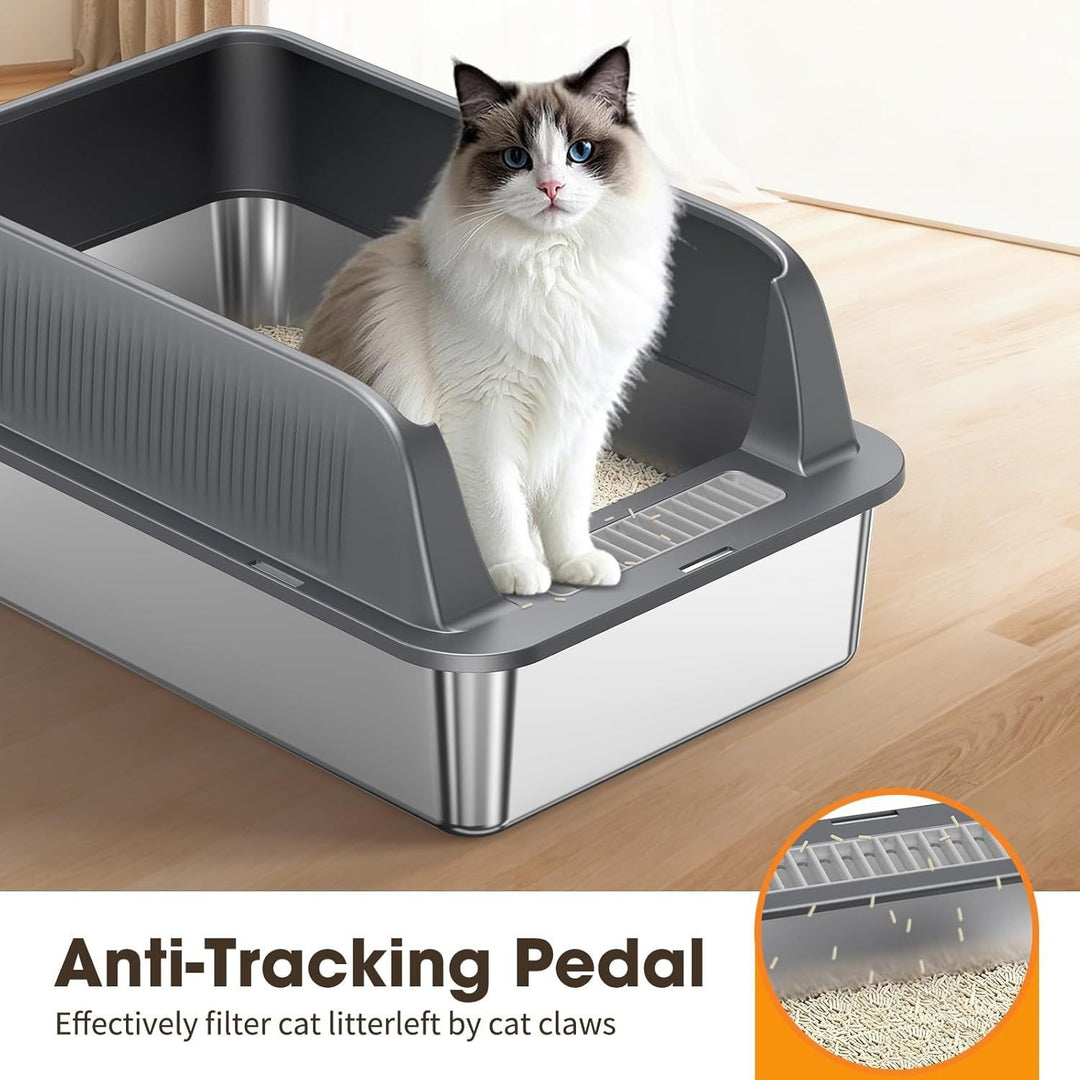 Large Enclosed Cat Litter Box with Flip Top Lid and Leak Prevention, 28-Liter Capacity