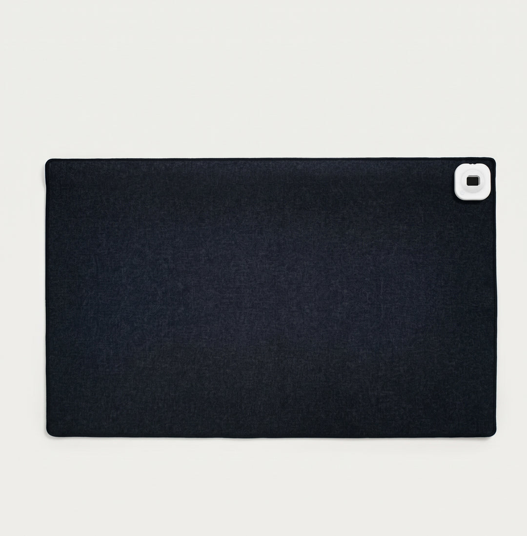 Thermal Desktop Warming Surface with Integrated Heating and Extended Coverage