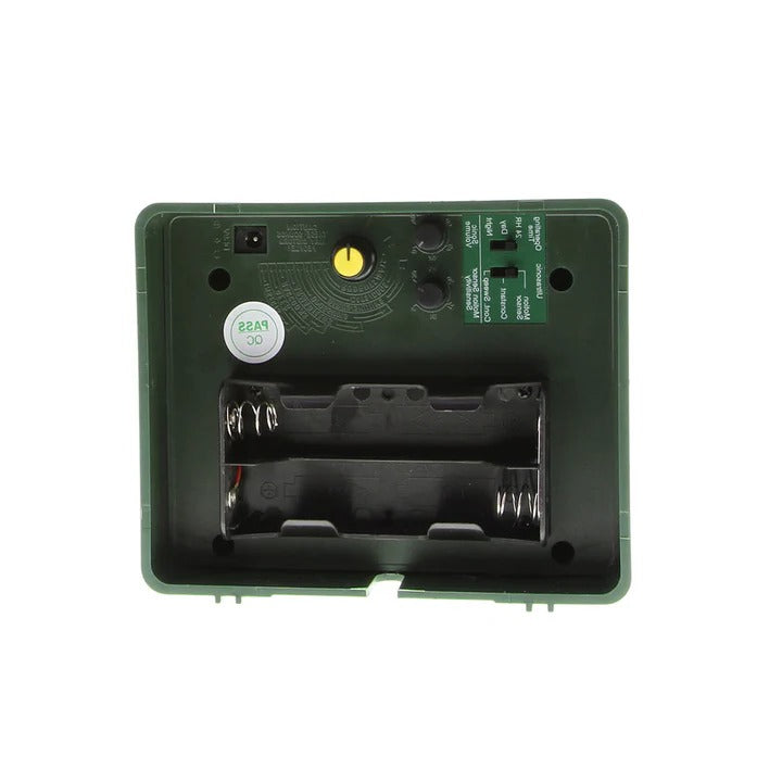 Ultrasonic Bird Deterrent – Solar-Powered Outdoor Device for Woodpeckers