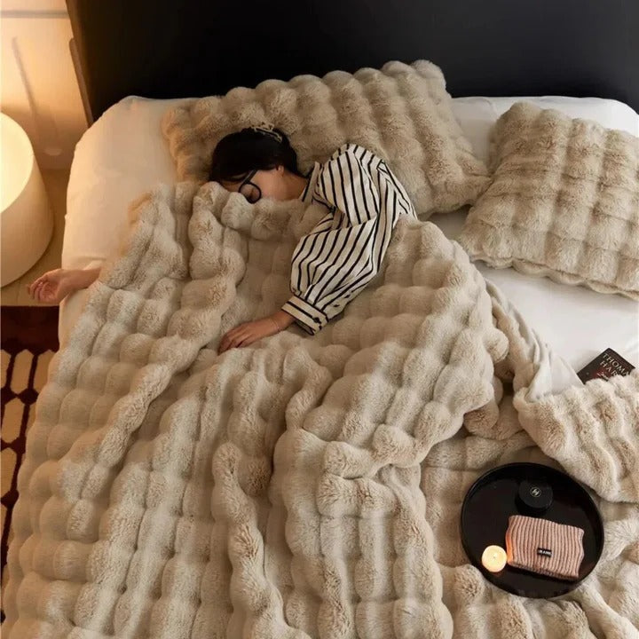 Havenholt Soft Textured Throw for Bed or Sofa