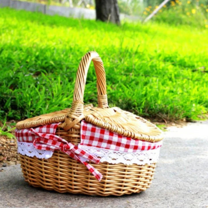 Wicker Picnic Basket with Washable Cotton Liner