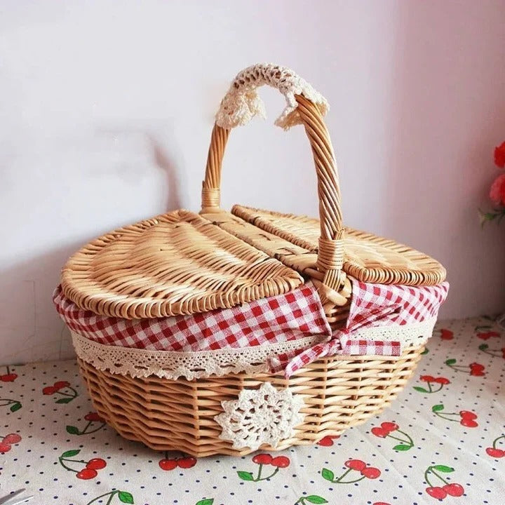 Wicker Picnic Basket with Washable Cotton Liner