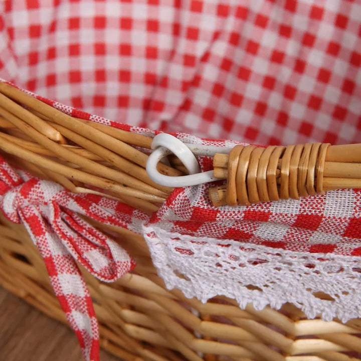 Wicker Picnic Basket with Washable Cotton Liner