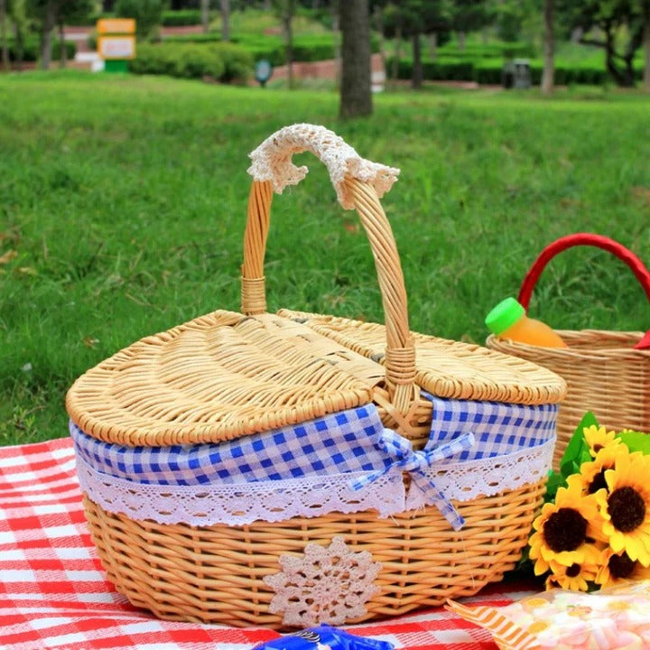 Wicker Picnic Basket with Washable Cotton Liner