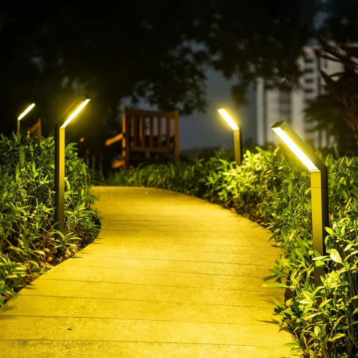 LED Solar Pathway Lights for Lawn and Yard