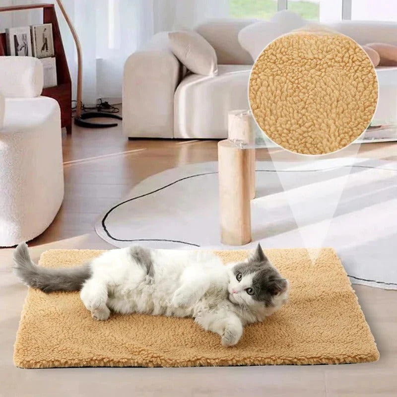 Self Warming Pet Blanket for Cats and Dogs, Washable Design